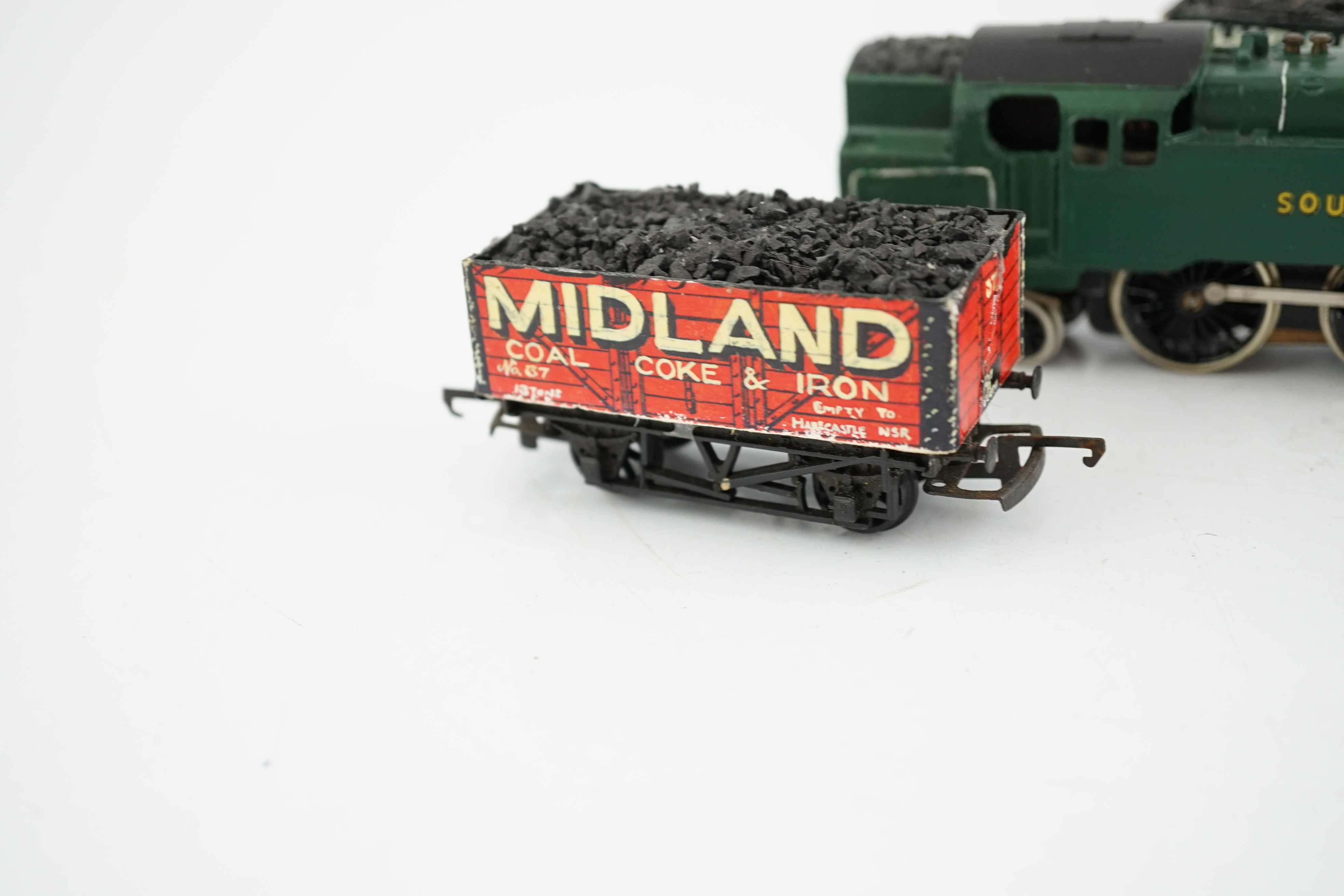 A quantity of 00 gauge railway by Hornby, Tri-ang, Dapol, Crescent, etc. including five locomotives; a Hornby Dublo Southern 2-6-4T, a GWR 0-4-0T, A Southern Terrier, and two 0-4-0ST, together with a number of freight, w